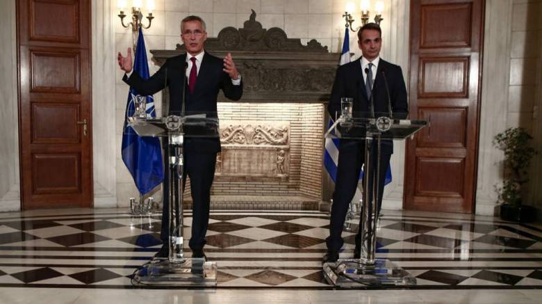 Μητσοτάκης σε Στόλτενμπεργκ: Να αποφευχθούν οι θάνατοι και οι νέοι πρόσφυγες