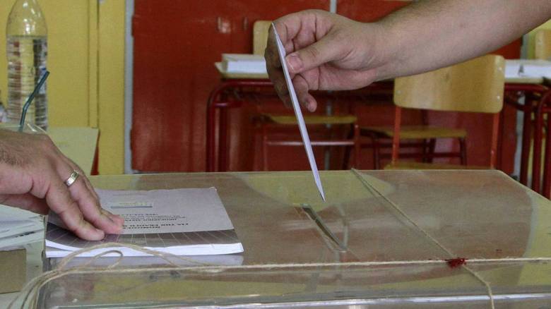 Σε δημόσια διαβούλευση το νομοσχέδιο για την ψήφο των Ελλήνων του εξωτερικού