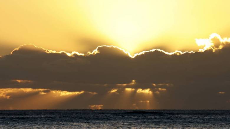 Καιρός: Σε υψηλές «πτήσεις» ο υδράργυρος σήμερα - Πού θα σημειωθούν βροχές