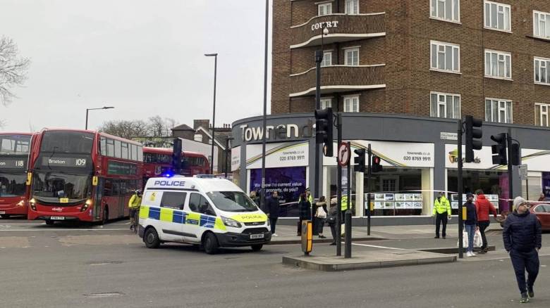 Τρομοκρατική επίθεση στο Λονδίνο: Βίντεο από τη στιγμή της εξουδετέρωσης του δράστη