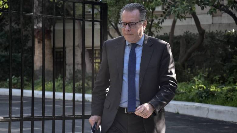 Διαδοχικές επικοινωνίες Κουμουτσάκου με τους Ευρωπαίους υπουργούς Μετανάστευσης