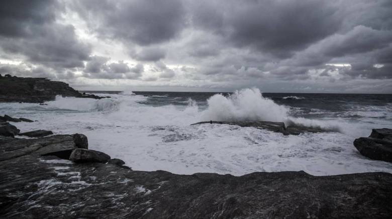 Καιρός: Σε κλοιό κακοκαιρίας η χώρα σήμερα - Πού θα πέσουν χιόνια