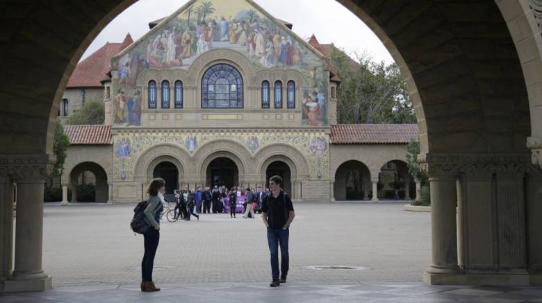 «Βόμβα» Τραμπ για 1,2 εκατ. ξένους φοιτητές στις ΗΠΑ: Κινδυνεύουν με απέλαση λόγω κορωνοϊού