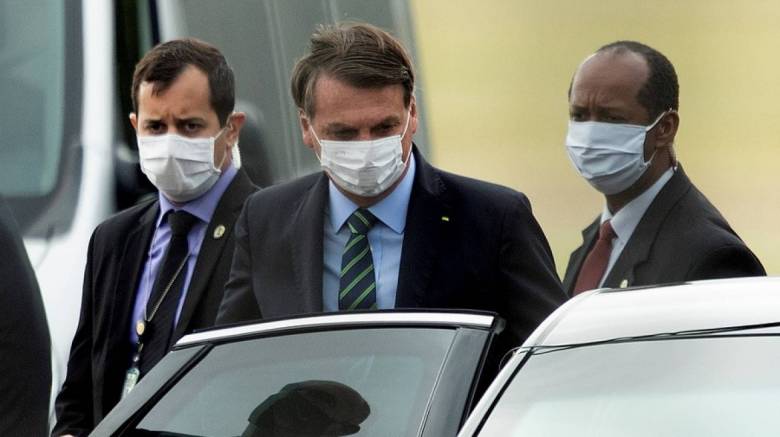 Βραζιλία: Με συμπτώματα κορωνοϊού ο Μπολσονάρου ενώ αυξάνεται ο αριθμός των νεκρών