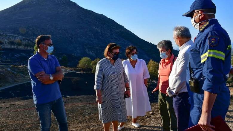 Μενδώνη για φωτιά στις Μυκήνες: Δεν υπέστη ζημιά ο αρχαιολογικός χώρος