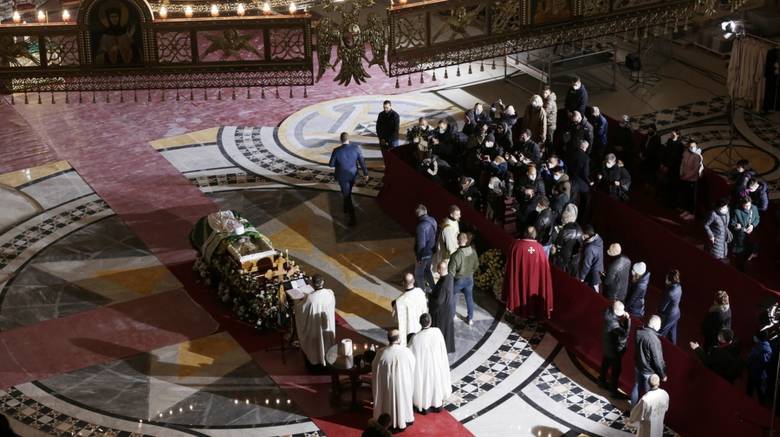 Πατριάρχης Ειρηναίος: Ξεκίνησε η εξόδιος ακολουθία