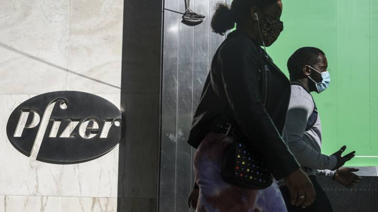 Εμβόλιο κορωνοϊός - Pfizer: Αναμένει 15 δισ. δολάρια σε πωλήσεις το 2021