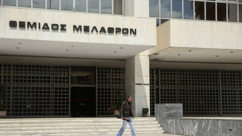 «Παγώνει» η κύρια ανάκριση για το σκάνδαλο Novartis λόγω κορωνοϊού