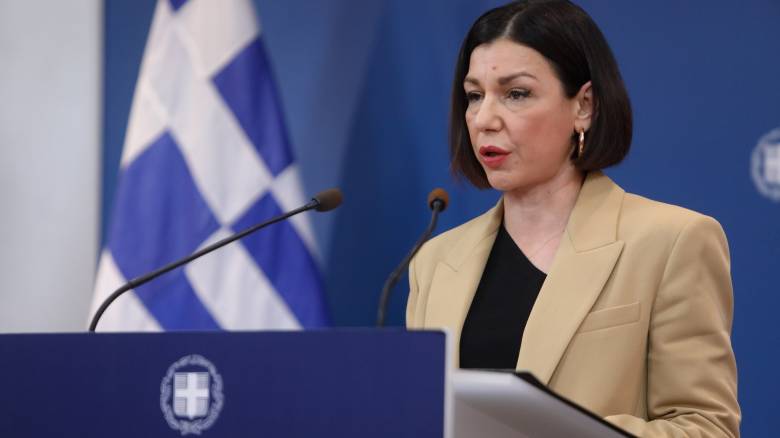 Πελώνη: Κωδικός «6» μόνο με τα πόδια