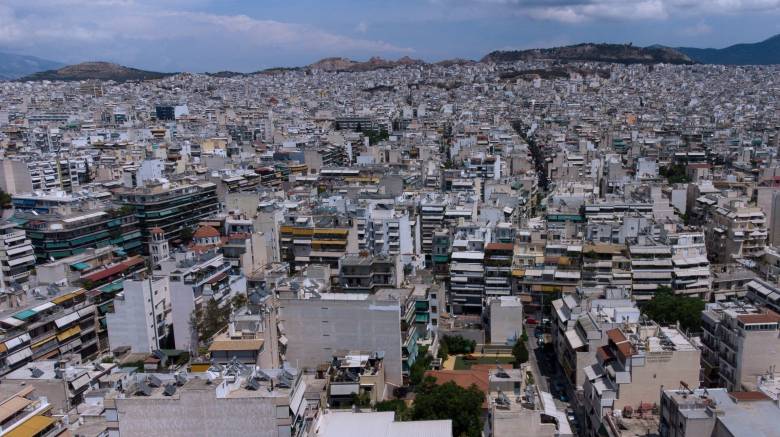 Άμεση αναστολή των πλειστηριασμών α' κατοικίας ζητούν οι δικηγορικοί σύλλογοι