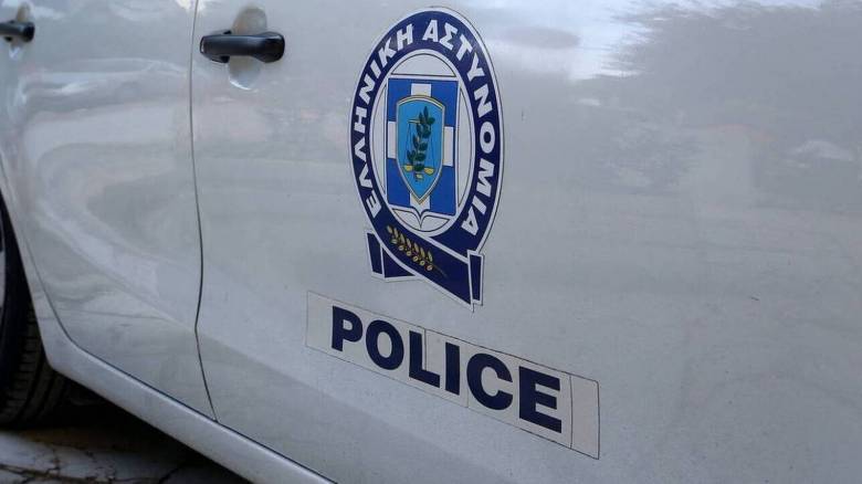 Πάτρα: Χειροπέδες σε σπείρα απατεώνων - «Ξάφριζαν» χρήματα μέσω ψευδών αγγελιών