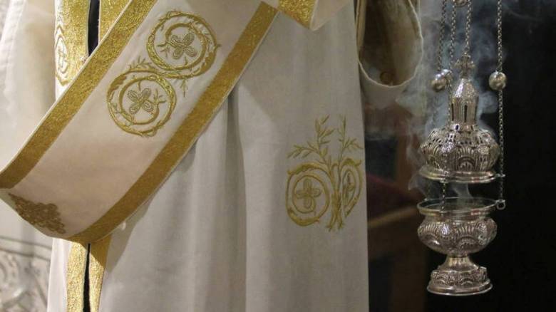 Κορωνοϊός - Τζανάκης: Κληρικοί στην Κρήτη δεν κοινωνούν εμβολιασμένους