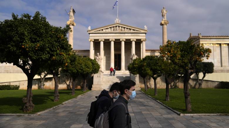 Τα κρούσματα της Όμικρον «κυκλώνουν» τη χώρα μας - Τι γνωρίζουμε για την «ανησυχητική» μετάλλαξη