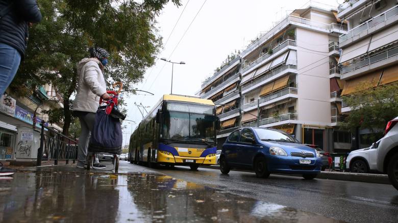 Καπραβέλος: Πρόταση για rapid test στα ΜΜΜ, ανάγκη να ληφθούν μέτρα για την «Όμικρον»