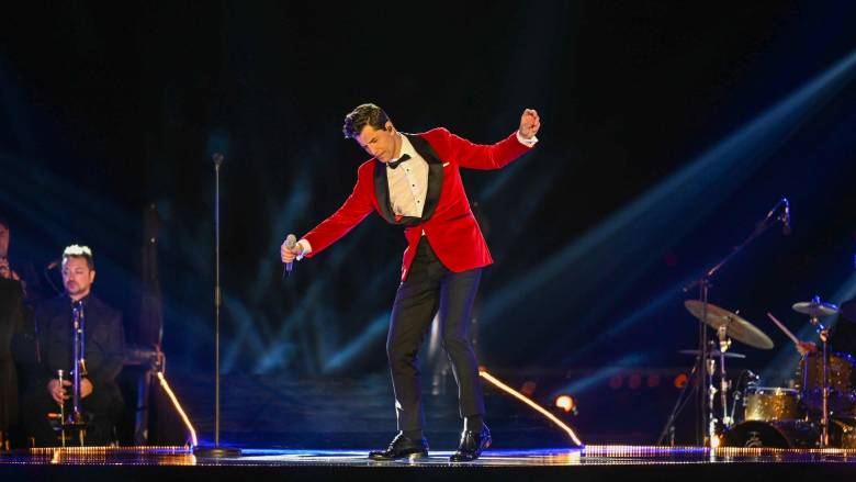 Πρωτοχρονιά 2022: Με Σάκη Ρουβά η αλλαγή της χρονιάς στην Αθήνα