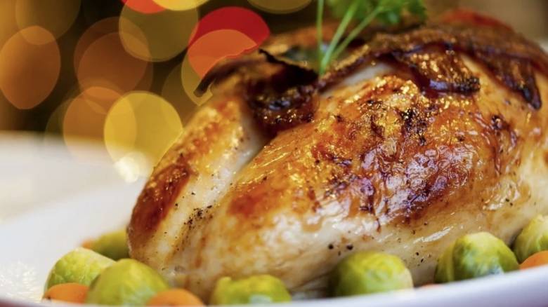 Γιορτές και υγιεινή διατροφή: Τι πρέπει να προσέξετε αυτές τις ημέρες