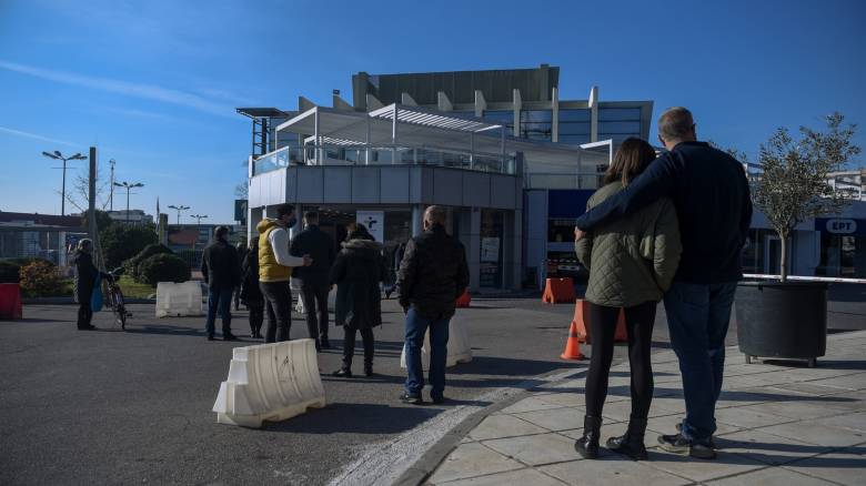 Εμπλοκή στην ΕΡΓΑΝΗ με τα θετικά rapid test εμβολιασμένων εργαζόμενων