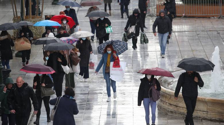 Αλλάζει ο καιρός: Βροχές και χιόνια από το Σαββατοκύριακο