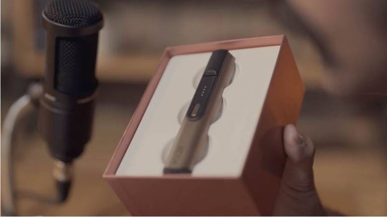 Γιατί ψιθυρίζουν όλοι στο YouTube;