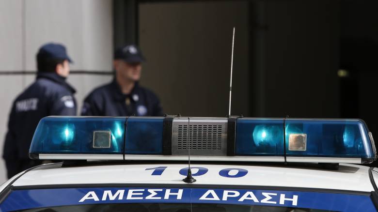 Προσαγωγή δύο ατόμων μετά από αστυνομικό έλεγχο