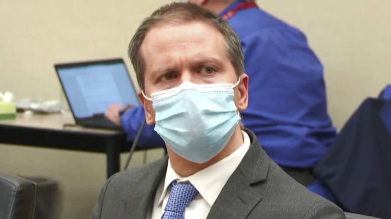 Υπόθεση Φλόιντ: Ποινή φυλάκισης έως 25 ετών για τον δολοφόνο αστυνομικό μετά από δικαστική συμφωνία