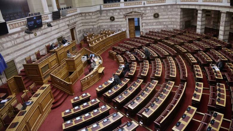 Ψηφίζεται σήμερα το νομοσχέδιο του υπ. Υγείας «Γιατρός για όλους»