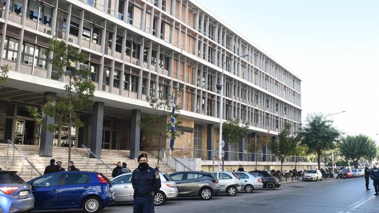 Θεσσαλονίκη: Προφυλακιστέος 63χρονος «σαμουράι» που τραυμάτισε 47χρονο με σπαθί