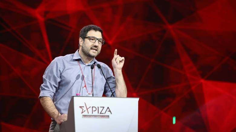 Ηλιόπουλος: Ο κ. Μητσοτάκης επιλέγει το «ανέμελος παραθεριστής» από το «εγκέφαλος του σκανδάλου»