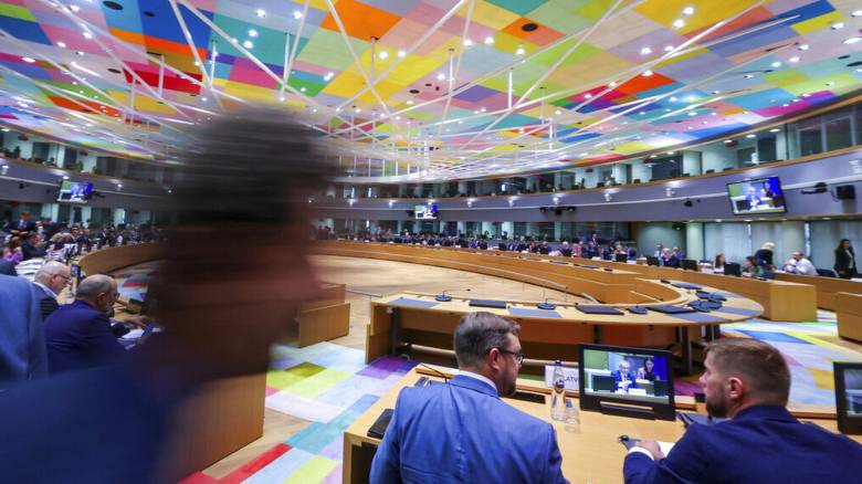 Υπουργοί Ενέργειας της ΕΕ: Πρόταση για γενικό πλαφόν στο φυσικό αέριο να καταθέσει η Κομισιόν