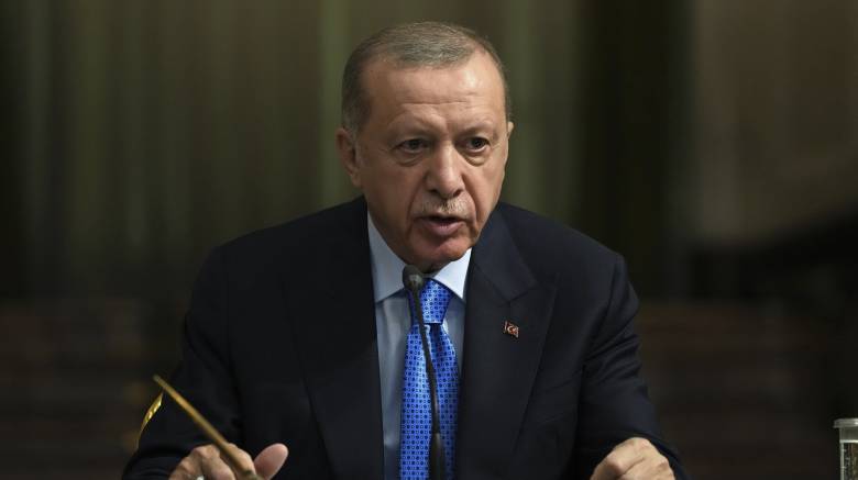 Ερντογάν σε ΕΕ: Σταματήστε να στηρίζετε τις «παρανομίες» της Ελλάδας