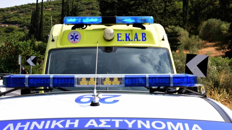 Σοκαριστικό βίντεο: 80χρονος μπήκε στο αντίθετο ρεύμα και συγκρούστηκε με ΙΧ στη Βουλιαγμένη