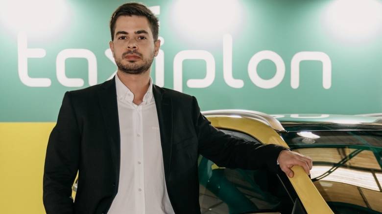Πώς η Taxiplon αλλάζει τον κλάδο των μετακινήσεων για επιβάτες και επιχειρήσεις