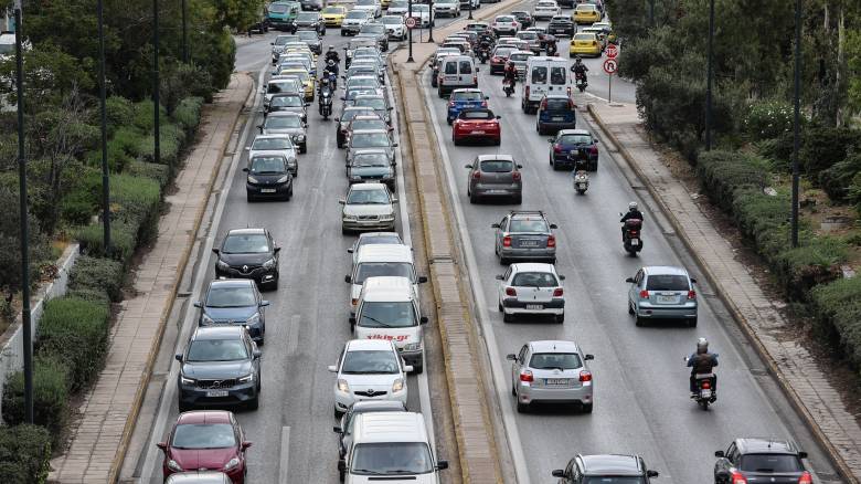 Τέλη κυκλοφορίας: Έως τις 28 Φεβρουαρίου η καταβολή τους - Πρόστιμα για όσους αμελήσουν