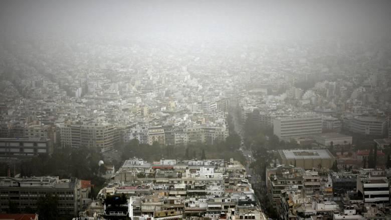 Καιρός: Επιμένει η αφρικανική σκόνη - Σε υψηλά επίπεδα ο υδράργυρος