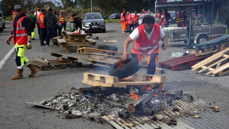 Υπερψηφίστηκε η πρόταση για αύξηση ορίων ηλικίας συνταξιοδότησης στη Γαλλία