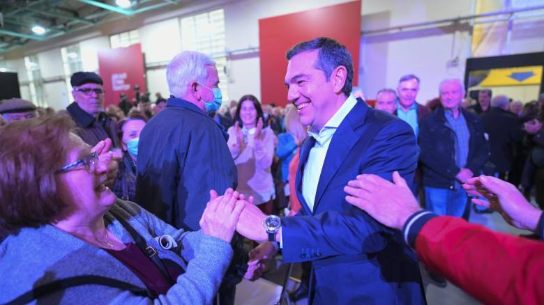 ΣΥΡΙΖΑ: Πρακτικές λύσεις και άσκηση πίεσης στο ΠΑΣΟΚ