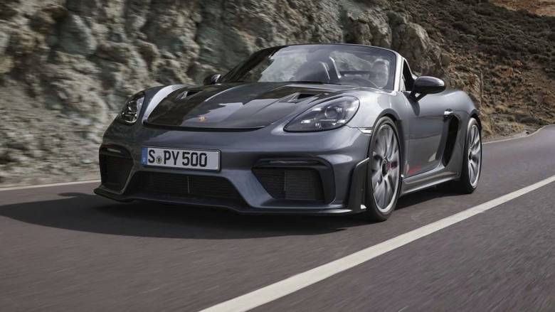 H Porsche 718 Spyder RS κλείνει τον κύκλο των κινητήρων βενζίνης