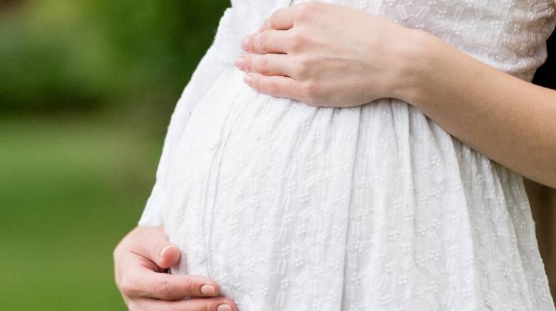 Βιταμίνη D: Μπορεί η βιταμίνη του… ήλιου να βελτιώσει τη γονιμότητα;