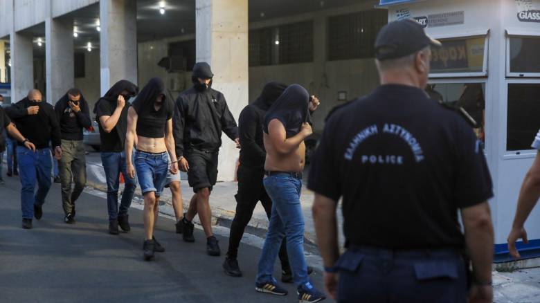 Νέα Φιλαδέλφεια: Κινητά, dna και καταθέσεις οδηγούν στον δολοφόνο του οπαδού της ΑΕΚ