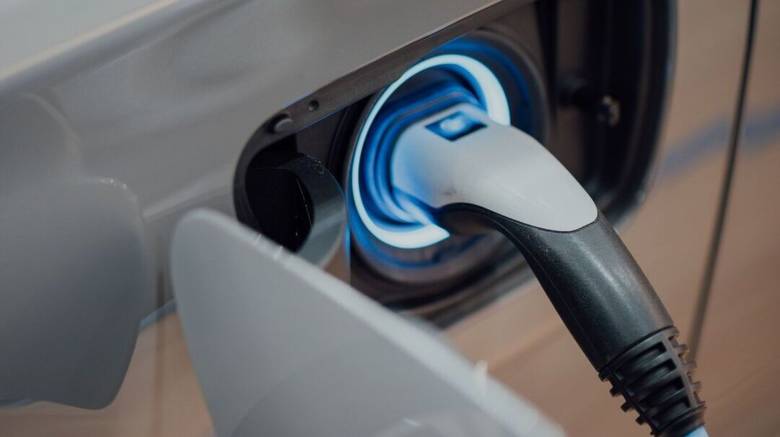 «Ηλεκτροκίνηση στην πράξη»: Σε ποιους απευθύνεται το νέο πρόγραμμα της ΔΥΠΑ