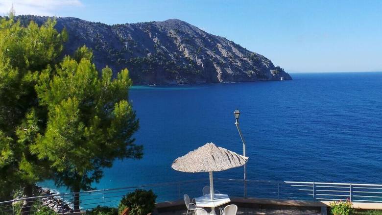 Κοινωνικός Τουρισμός: Διπλασιάστηκαν οι δωρεάν διανυκτερεύσεις με voucher στη Ρόδο