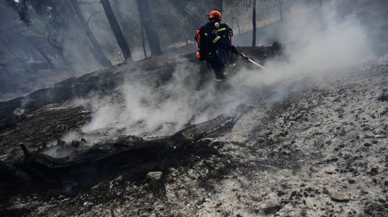 Υπό έλεγχο η φωτιά σε εργοστάσιο στην Κομοτηνή