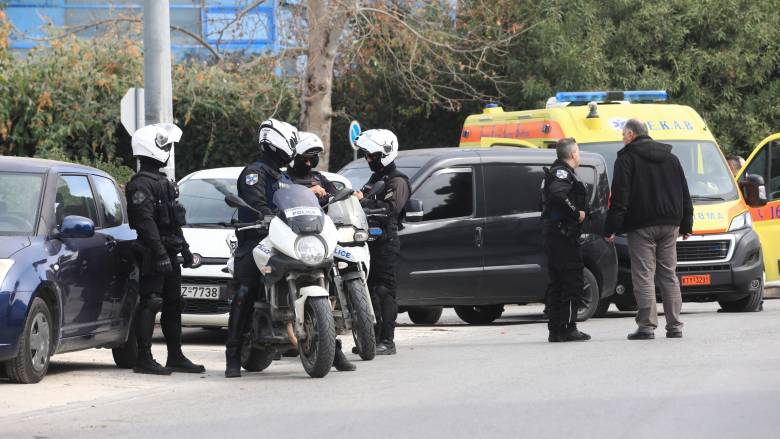 Σόλωνος: Τι αποκαλύπτουν η εταιρεία αποφράξεων και η δομή για τον εντοπισμό του νεκρού εμβρύου