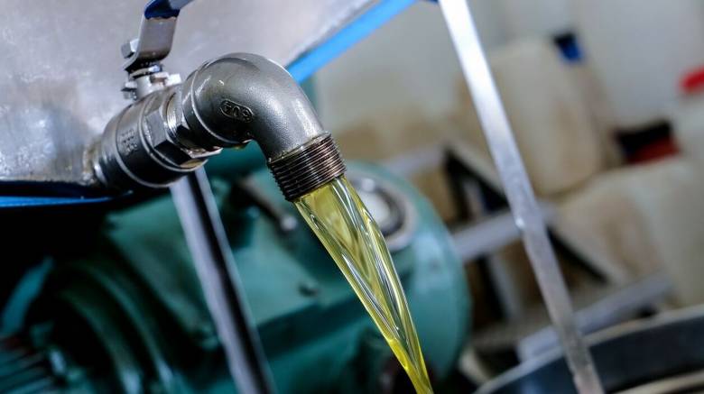 Eurostat: Αύξηση 50% στην τιμή του ελαιόλαδου στην ΕΕ σε ένα χρόνο – Στην Ελλάδα ανέβηκε κατά 67%