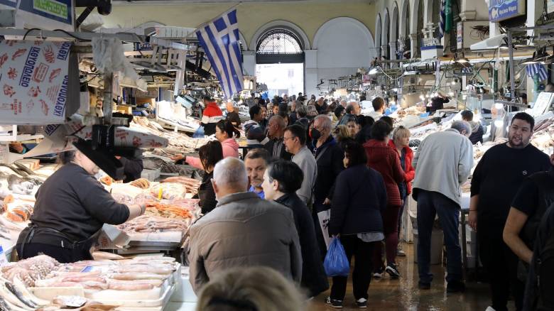 Καθαρά Δευτέρα: Έρευνα αγοράς για τις τιμές στη Βαρβάκειο κάνουν οι καταναλωτές