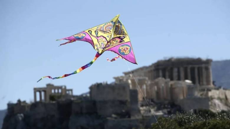 Καιρός Καθαρά Δευτέρα: Με 15 βαθμούς Κελσίου και βοριάδες θα πετάξουμε χαρταετό - Η πρόβλεψη Κολυδά