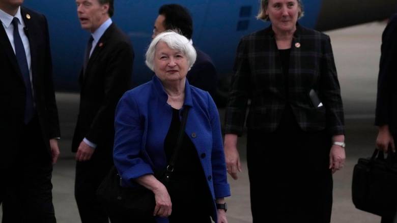 Στην Κίνα η Αμερικανίδα υπουργός Οικονομικών – Στην ατζέντα επιδοτήσεις και εμπορικοί περιορισμοί