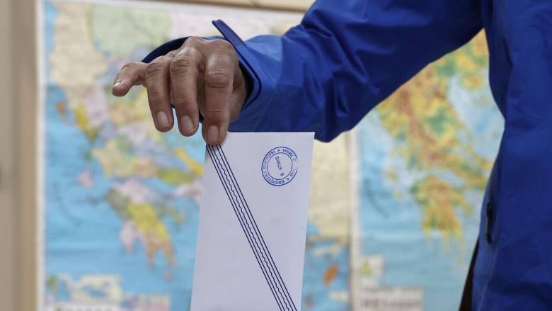 Δημοσκόπηση MRB: Διπλάσιο ποσοστό της ΝΔ από ΣΥΡΙΖΑ - Τι έδειξε η πρόταση δυσπιστίας για τα κόμματα