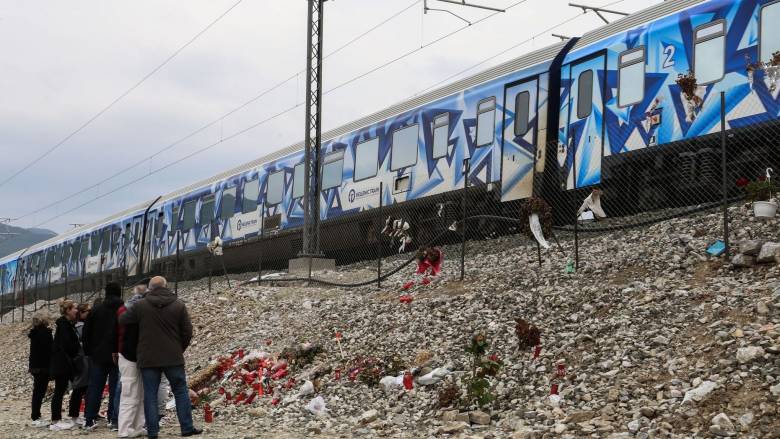 Τραγωδία στα Τέμπη: Προσφυγή από συγγενείς θυμάτων κατά της εισαγγελικής διάταξης