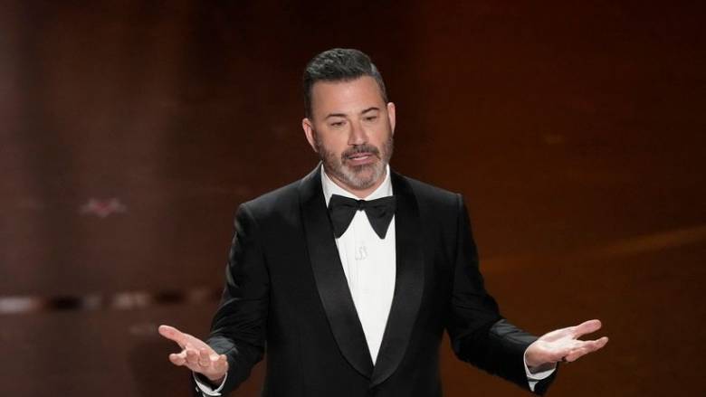 Αναστέλλεται επ' αόριστον η εκπομπή του Τζίμι Κίμελ μετά από σχόλια για την δολοφονία Τσάρλι Κερκ